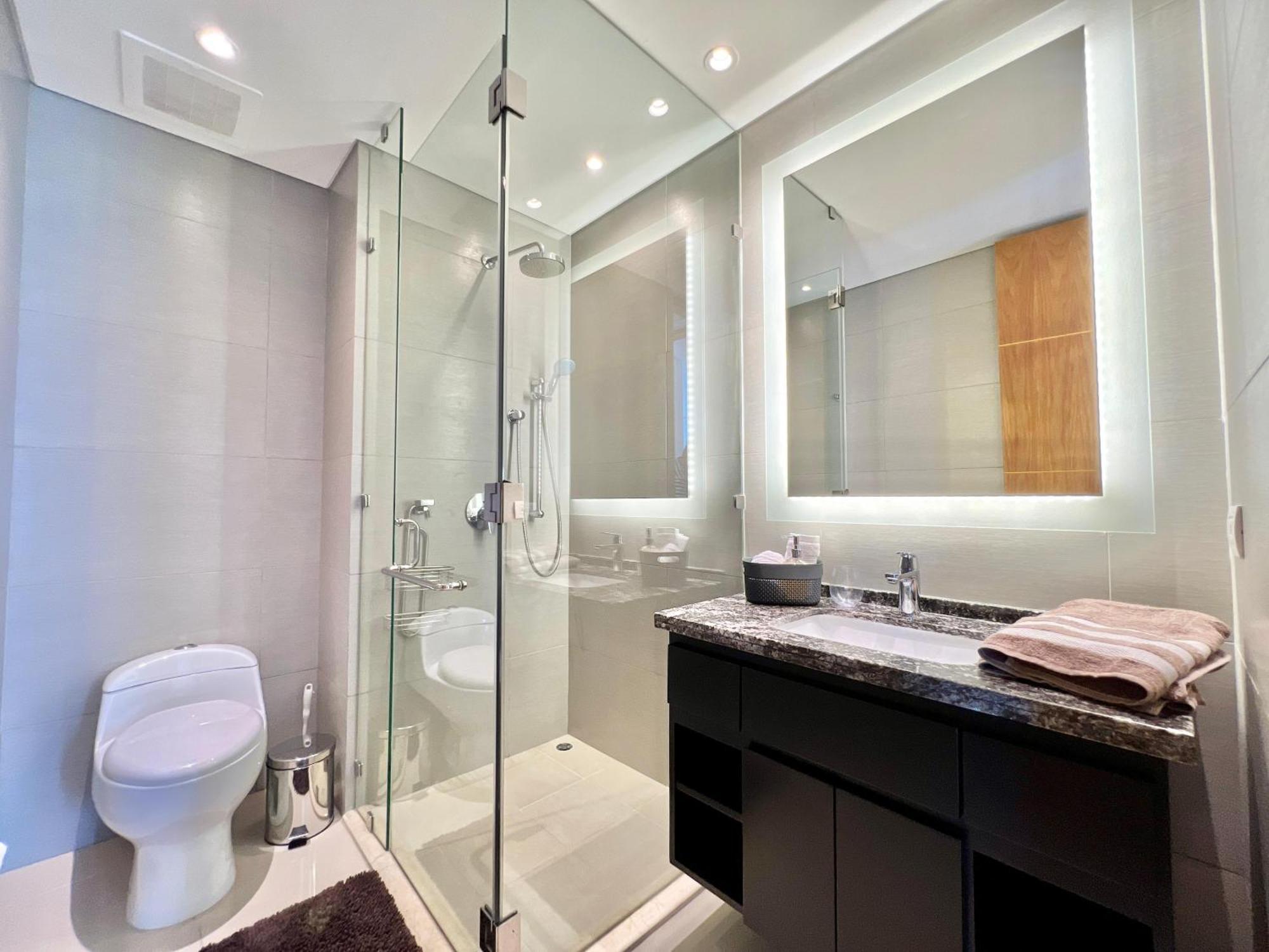 Entero, Moderno, Lujoso Y Espacioso Apartamento Cartagena