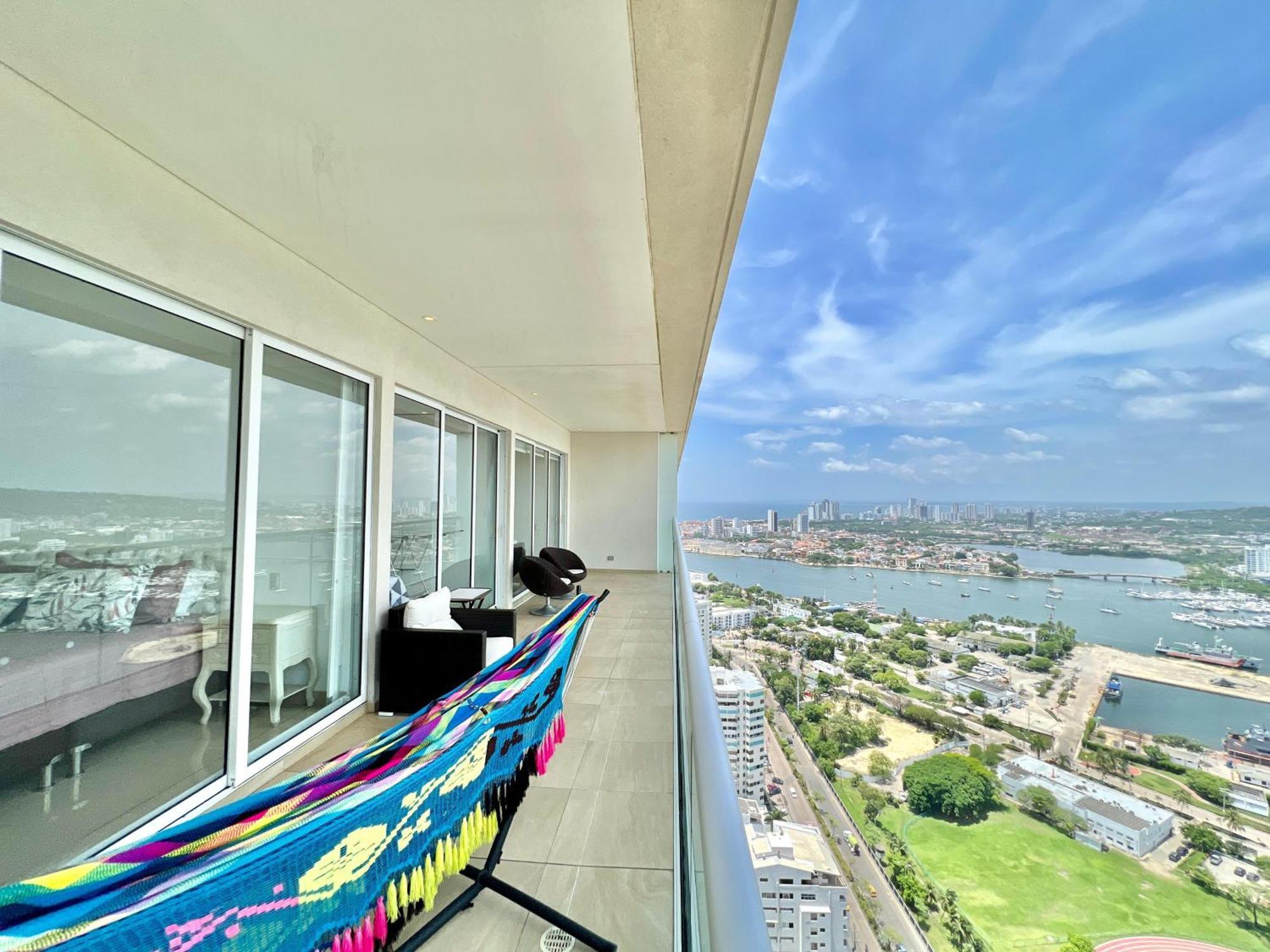 Apartamento Entero, Moderno, Lujoso Y Espacioso *